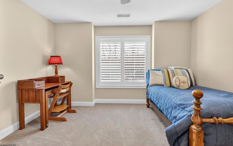 4881 Woods Edge Lane, Morgantown, West Virginia 26508, 5 Bedrooms Bedrooms, 10 Rooms Rooms,4 BathroomsBathrooms,Single Family Detached,For Sale,Woods Edge,10163764