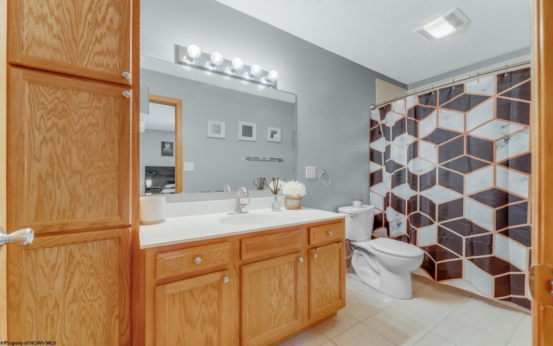 310 Anini Drive, Morgantown, West Virginia 26508, 3 Bedrooms Bedrooms, 7 Rooms Rooms,2 BathroomsBathrooms,Single Family Detached,For Sale,Anini,10163748