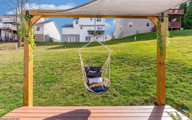 310 Anini Drive, Morgantown, West Virginia 26508, 3 Bedrooms Bedrooms, 7 Rooms Rooms,2 BathroomsBathrooms,Single Family Detached,For Sale,Anini,10163748