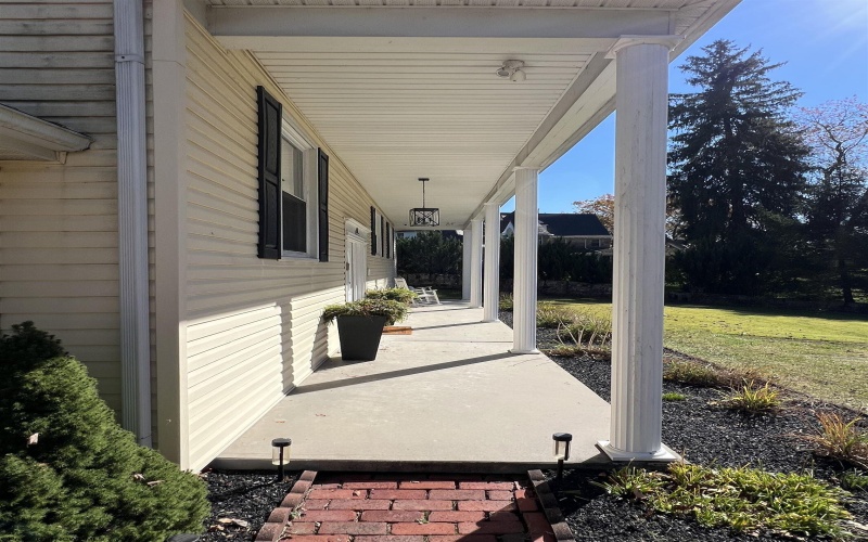 8 Kerens Hill, Elkins, West Virginia 26241, 5 Bedrooms Bedrooms, 10 Rooms Rooms,2 BathroomsBathrooms,Single Family Detached,For Sale,Kerens,10163761