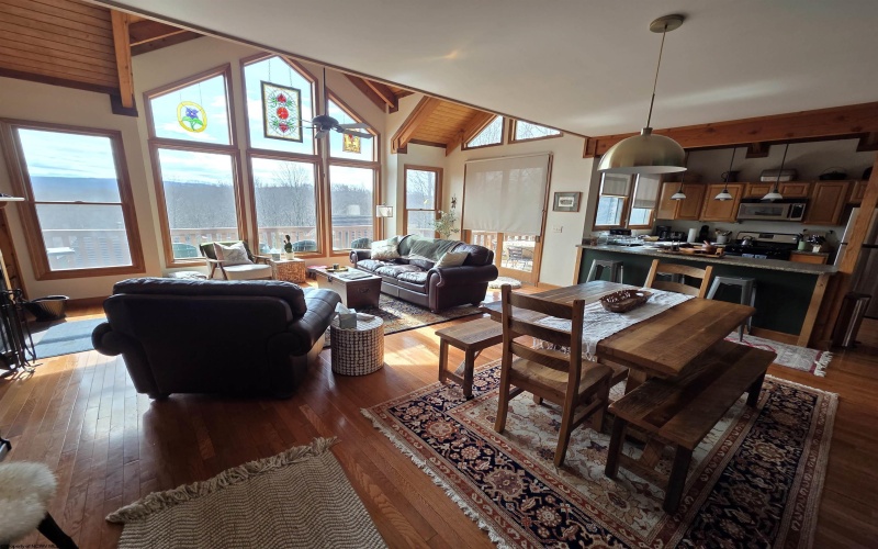 111 Treetop Lane, Davis, West Virginia 26260, 3 Bedrooms Bedrooms, 6 Rooms Rooms,3 BathroomsBathrooms,Single Family Detached,For Sale,Treetop,10163758