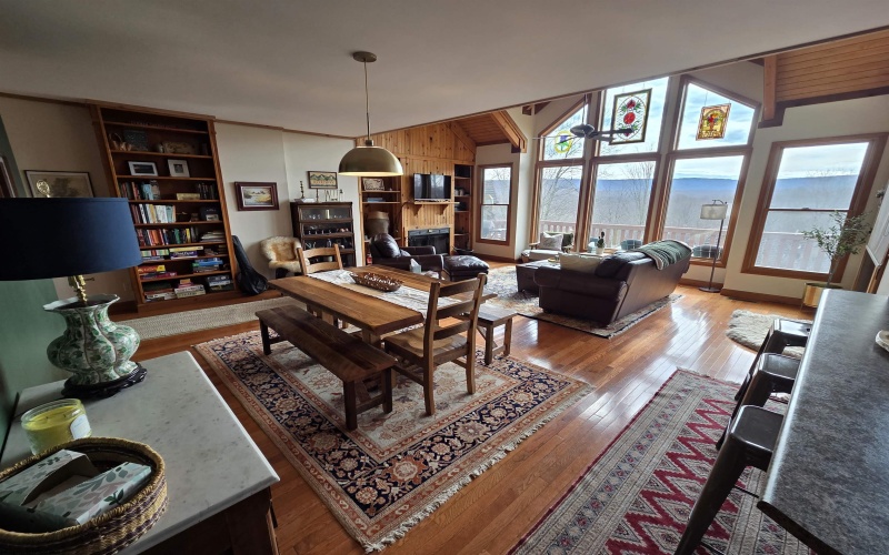 111 Treetop Lane, Davis, West Virginia 26260, 3 Bedrooms Bedrooms, 6 Rooms Rooms,3 BathroomsBathrooms,Single Family Detached,For Sale,Treetop,10163758