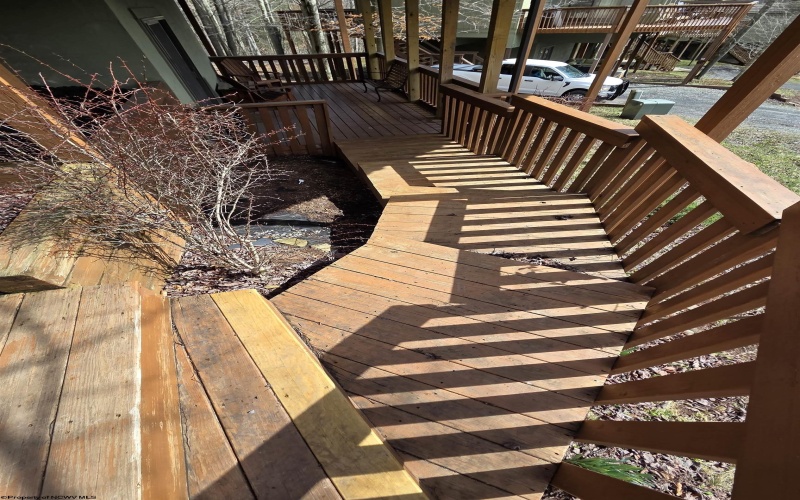 111 Treetop Lane, Davis, West Virginia 26260, 3 Bedrooms Bedrooms, 6 Rooms Rooms,3 BathroomsBathrooms,Single Family Detached,For Sale,Treetop,10163758