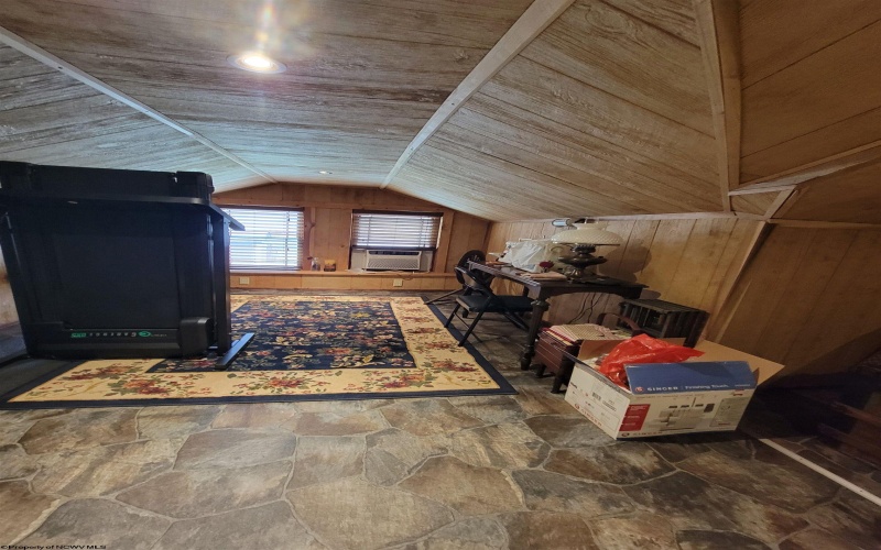 111 Cravens Run, Elkins, West Virginia 26421, 3 Bedrooms Bedrooms, 6 Rooms Rooms,2 BathroomsBathrooms,Single Family Detached,For Sale,Cravens,10163757