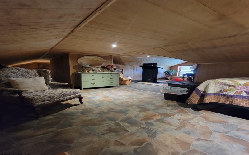 111 Cravens Run, Elkins, West Virginia 26421, 3 Bedrooms Bedrooms, 6 Rooms Rooms,2 BathroomsBathrooms,Single Family Detached,For Sale,Cravens,10163757