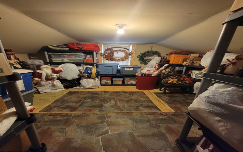 111 Cravens Run, Elkins, West Virginia 26421, 3 Bedrooms Bedrooms, 6 Rooms Rooms,2 BathroomsBathrooms,Single Family Detached,For Sale,Cravens,10163757