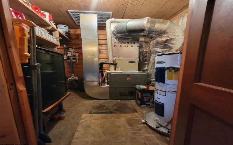 111 Cravens Run, Elkins, West Virginia 26421, 3 Bedrooms Bedrooms, 6 Rooms Rooms,2 BathroomsBathrooms,Single Family Detached,For Sale,Cravens,10163757