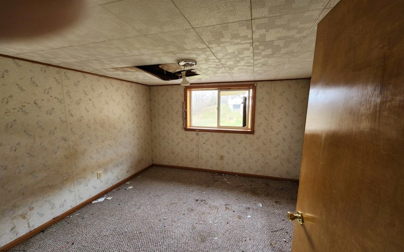 69 Maple Lake Court, Bridgeport, West Virginia 26330, 3 Bedrooms Bedrooms, 7 Rooms Rooms,1 BathroomBathrooms,Single Family Detached,For Sale,Maple Lake,10163756