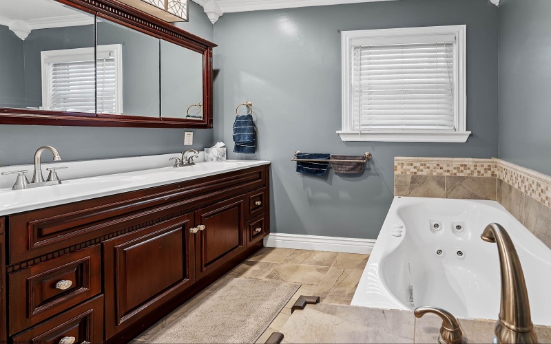 1414 Center Hill Street, Morgantown, West Virginia 26505, 5 Bedrooms Bedrooms, 13 Rooms Rooms,4 BathroomsBathrooms,Single Family Detached,For Sale,Center Hill,10163755