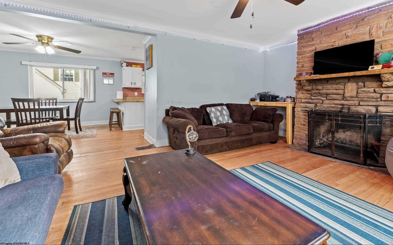 1414 Center Hill Street, Morgantown, West Virginia 26505, 5 Bedrooms Bedrooms, 13 Rooms Rooms,4 BathroomsBathrooms,Single Family Detached,For Sale,Center Hill,10163755