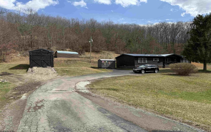 449 Beverly Pike, Elkins, West Virginia 26241, 3 Bedrooms Bedrooms, 5 Rooms Rooms,2 BathroomsBathrooms,Single Family Detached,For Sale,Beverly,10163751