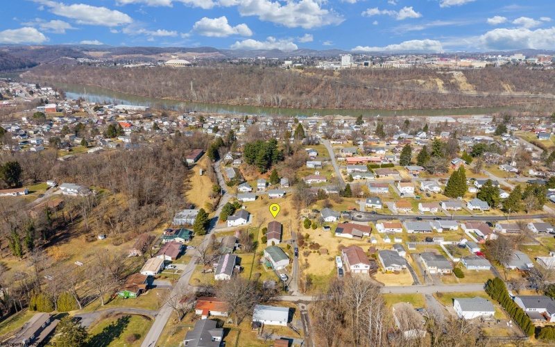 119 Columbus Street, Morgantown, West Virginia 26501, 3 Bedrooms Bedrooms, 8 Rooms Rooms,2 BathroomsBathrooms,Single Family Detached,For Sale,Columbus,10163752
