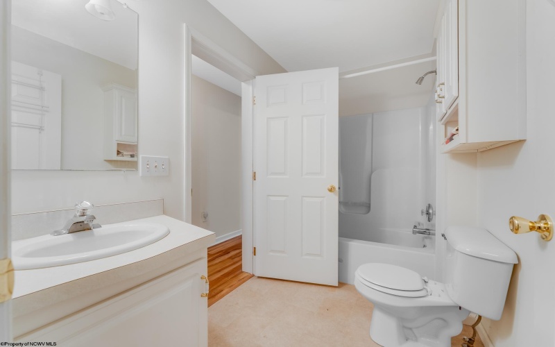 119 Columbus Street, Morgantown, West Virginia 26501, 3 Bedrooms Bedrooms, 8 Rooms Rooms,2 BathroomsBathrooms,Single Family Detached,For Sale,Columbus,10163752