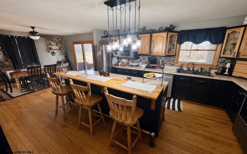 301 Dinkenberger Road, Kingwood, West Virginia 26537, 4 Bedrooms Bedrooms, 11 Rooms Rooms,3 BathroomsBathrooms,Single Family Detached,For Sale,Dinkenberger,10163754