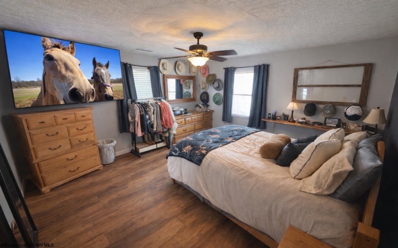 301 Dinkenberger Road, Kingwood, West Virginia 26537, 4 Bedrooms Bedrooms, 11 Rooms Rooms,3 BathroomsBathrooms,Single Family Detached,For Sale,Dinkenberger,10163754