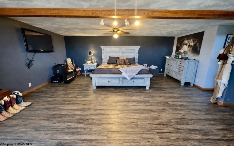 301 Dinkenberger Road, Kingwood, West Virginia 26537, 4 Bedrooms Bedrooms, 11 Rooms Rooms,3 BathroomsBathrooms,Single Family Detached,For Sale,Dinkenberger,10163754