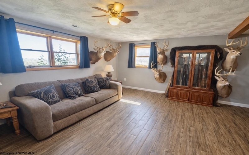 301 Dinkenberger Road, Kingwood, West Virginia 26537, 4 Bedrooms Bedrooms, 11 Rooms Rooms,3 BathroomsBathrooms,Single Family Detached,For Sale,Dinkenberger,10163754