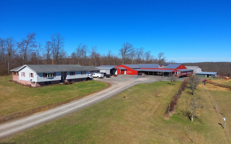 301 Dinkenberger Road, Kingwood, West Virginia 26537, 4 Bedrooms Bedrooms, 11 Rooms Rooms,3 BathroomsBathrooms,Single Family Detached,For Sale,Dinkenberger,10163754