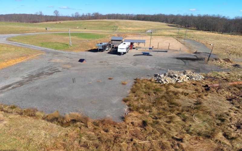 301 Dinkenberger Road, Kingwood, West Virginia 26537, 4 Bedrooms Bedrooms, 11 Rooms Rooms,3 BathroomsBathrooms,Single Family Detached,For Sale,Dinkenberger,10163754