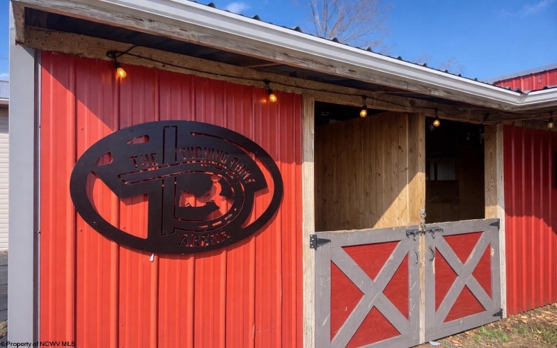 301 Dinkenberger Road, Kingwood, West Virginia 26537, 4 Bedrooms Bedrooms, 11 Rooms Rooms,3 BathroomsBathrooms,Single Family Detached,For Sale,Dinkenberger,10163754