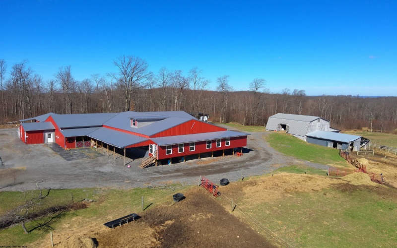 301 Dinkenberger Road, Kingwood, West Virginia 26537, 4 Bedrooms Bedrooms, 11 Rooms Rooms,3 BathroomsBathrooms,Single Family Detached,For Sale,Dinkenberger,10163754