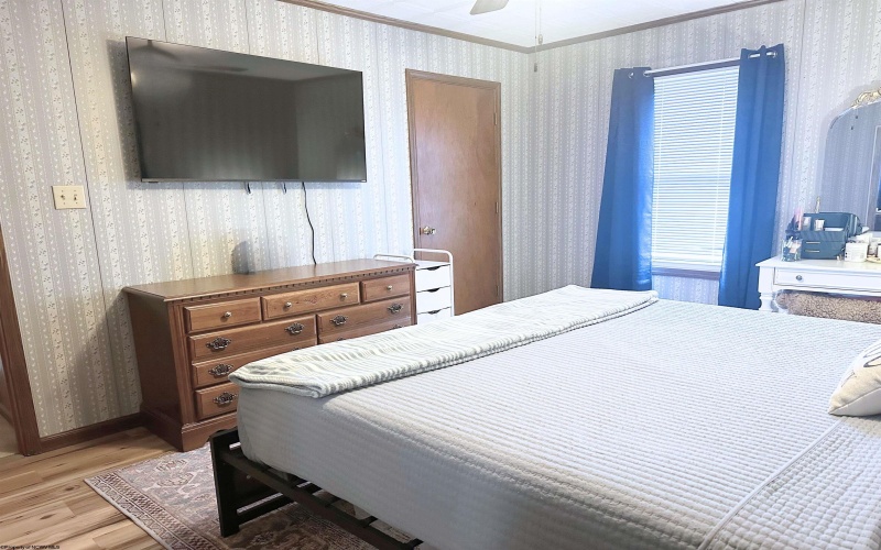 763 Traction Avenue, Monongah, West Virginia 26554, 3 Bedrooms Bedrooms, 8 Rooms Rooms,3 BathroomsBathrooms,Single Family Detached,For Sale,Traction,10163762