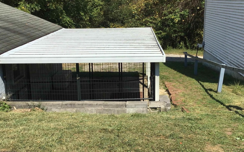 763 Traction Avenue, Monongah, West Virginia 26554, 3 Bedrooms Bedrooms, 8 Rooms Rooms,3 BathroomsBathrooms,Single Family Detached,For Sale,Traction,10163762