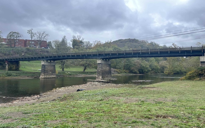 763 Traction Avenue, Monongah, West Virginia 26554, 3 Bedrooms Bedrooms, 8 Rooms Rooms,3 BathroomsBathrooms,Single Family Detached,For Sale,Traction,10163762