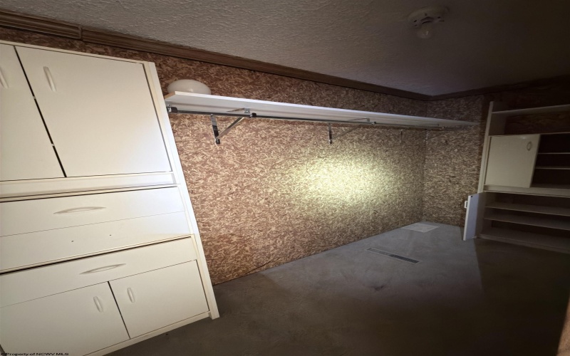 127 Bridge Street, Monongah, West Virginia 26554, 2 Bedrooms Bedrooms, 5 Rooms Rooms,2 BathroomsBathrooms,Single Family Detached,For Sale,Bridge,10163783