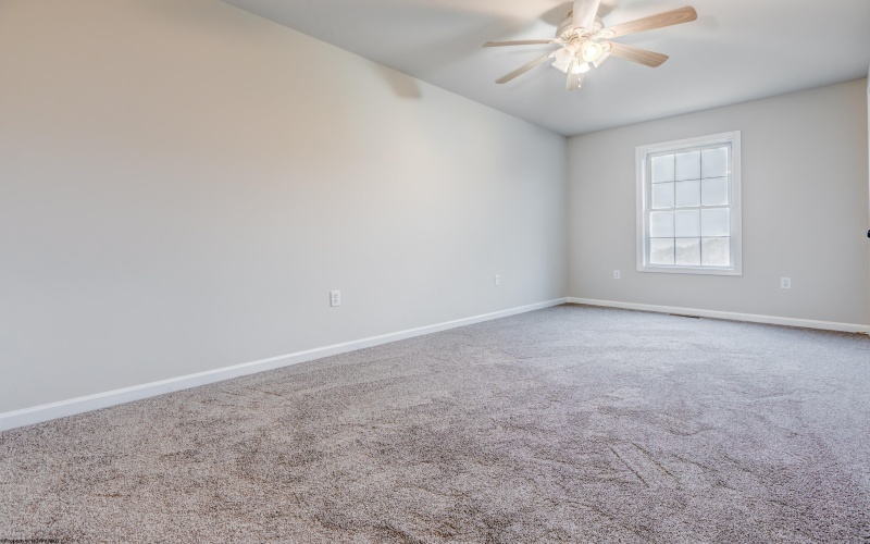 611 Vista Oaks Drive, Fairmont, West Virginia 26554, 3 Bedrooms Bedrooms, 9 Rooms Rooms,3 BathroomsBathrooms,Single Family Attached,For Sale,Vista Oaks,10163771