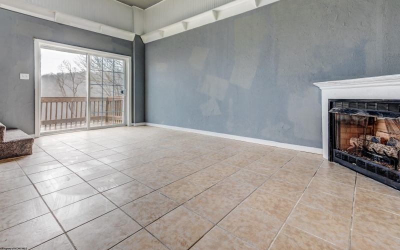 611 Vista Oaks Drive, Fairmont, West Virginia 26554, 3 Bedrooms Bedrooms, 9 Rooms Rooms,3 BathroomsBathrooms,Single Family Attached,For Sale,Vista Oaks,10163771