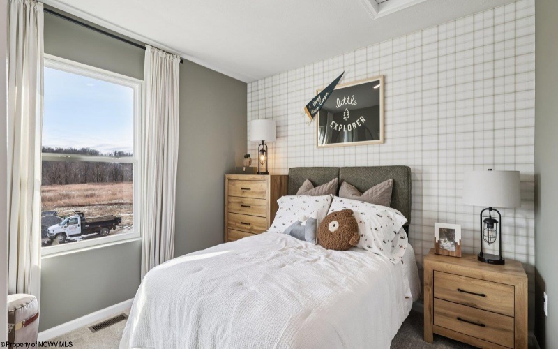 28 Erow Street, Fairmont, West Virginia 26554, 3 Bedrooms Bedrooms, 5 Rooms Rooms,2 BathroomsBathrooms,Single Family Attached,For Sale,Erow,10163781