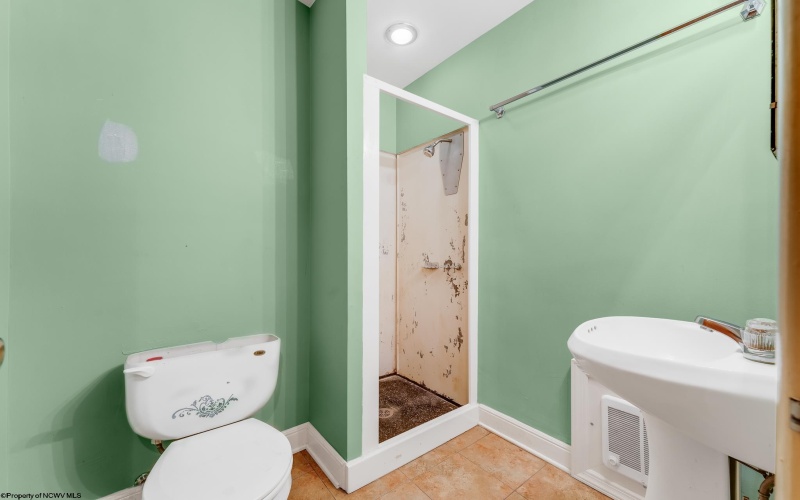 1266 National Pike Road, Hopwood, Pennsylvania 15445, ,Multi-unit/income,For Sale,National Pike,10163782 1266 National Pike Road, Hopwood, Pennsylvania 15445, ,Multi-unit/income,For Sale,National Pike,10163782