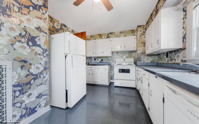 1266 National Pike Road, Hopwood, Pennsylvania 15445, ,Multi-unit/income,For Sale,National Pike,10163782 1266 National Pike Road, Hopwood, Pennsylvania 15445, ,Multi-unit/income,For Sale,National Pike,10163782