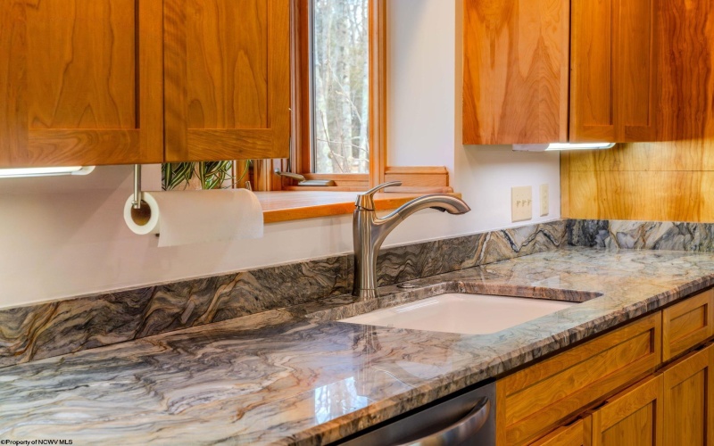 357 Betony Lane, Terra Alta, West Virginia 26764, 3 Bedrooms Bedrooms, 8 Rooms Rooms,2 BathroomsBathrooms,Single Family Detached,For Sale,Betony,10163780