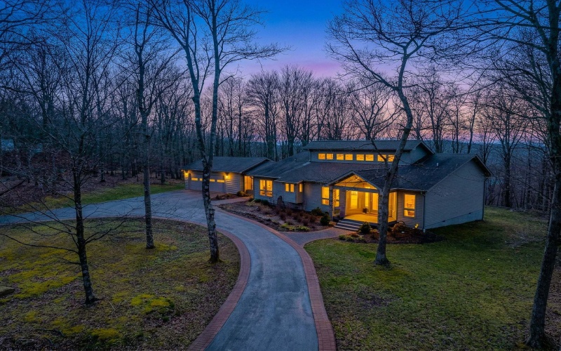 357 Betony Lane, Terra Alta, West Virginia 26764, 3 Bedrooms Bedrooms, 8 Rooms Rooms,2 BathroomsBathrooms,Single Family Detached,For Sale,Betony,10163780