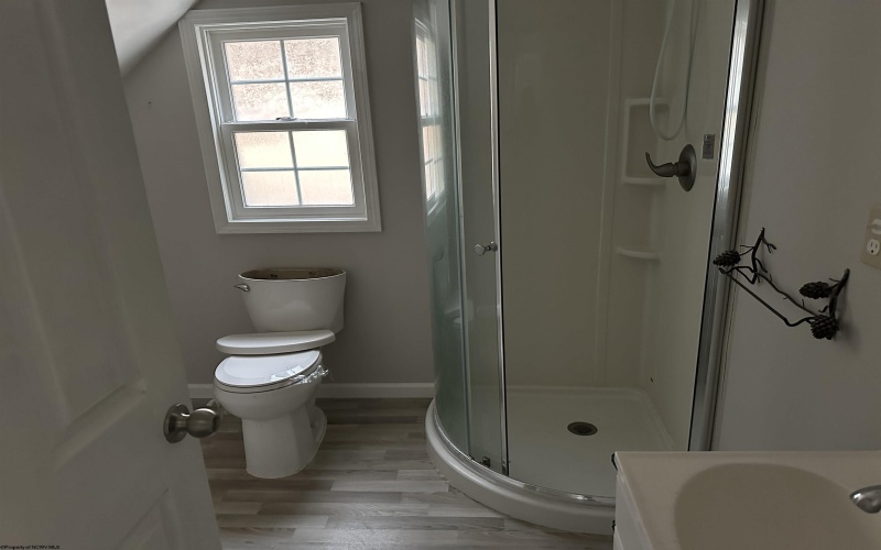 3147 Lake Lane Road, Napier, West Virginia 26631, 4 Bedrooms Bedrooms, 8 Rooms Rooms,3 BathroomsBathrooms,Single Family Detached,For Sale,Lake Lane,10163768