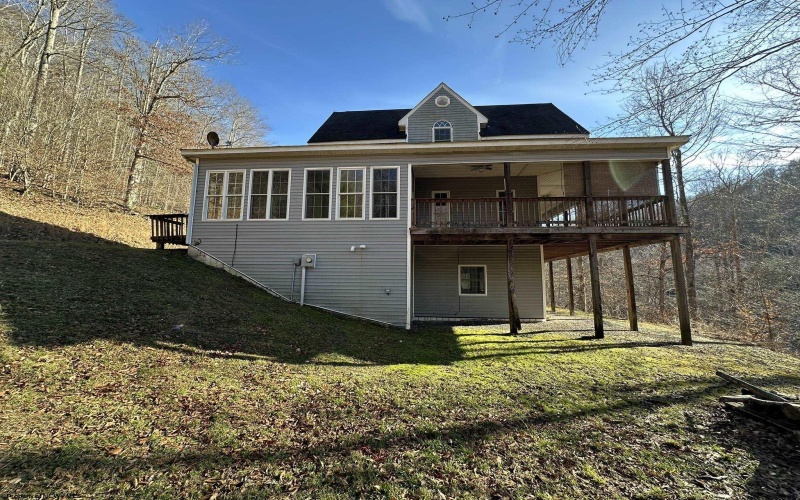 3147 Lake Lane Road, Napier, West Virginia 26631, 4 Bedrooms Bedrooms, 8 Rooms Rooms,3 BathroomsBathrooms,Single Family Detached,For Sale,Lake Lane,10163768