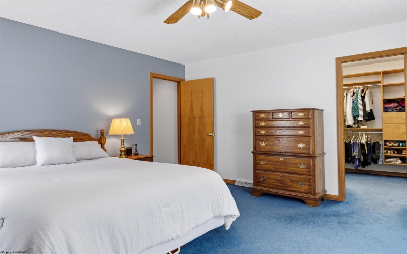 959 Southpoint Circle, Morgantown, West Virginia 26505, 6 Bedrooms Bedrooms, 10 Rooms Rooms,3 BathroomsBathrooms,Single Family Detached,For Sale,Southpoint,10163769