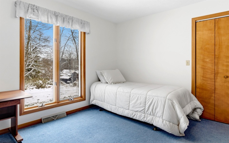 959 Southpoint Circle, Morgantown, West Virginia 26505, 6 Bedrooms Bedrooms, 10 Rooms Rooms,3 BathroomsBathrooms,Single Family Detached,For Sale,Southpoint,10163769