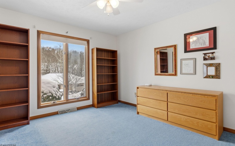 959 Southpoint Circle, Morgantown, West Virginia 26505, 6 Bedrooms Bedrooms, 10 Rooms Rooms,3 BathroomsBathrooms,Single Family Detached,For Sale,Southpoint,10163769