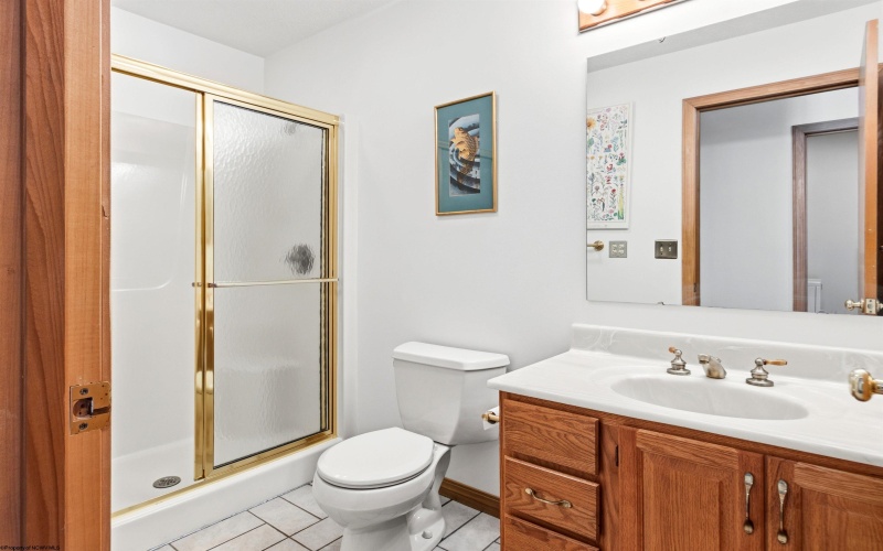 959 Southpoint Circle, Morgantown, West Virginia 26505, 6 Bedrooms Bedrooms, 10 Rooms Rooms,3 BathroomsBathrooms,Single Family Detached,For Sale,Southpoint,10163769