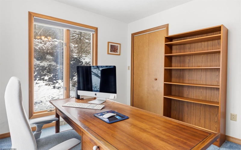 959 Southpoint Circle, Morgantown, West Virginia 26505, 6 Bedrooms Bedrooms, 10 Rooms Rooms,3 BathroomsBathrooms,Single Family Detached,For Sale,Southpoint,10163769