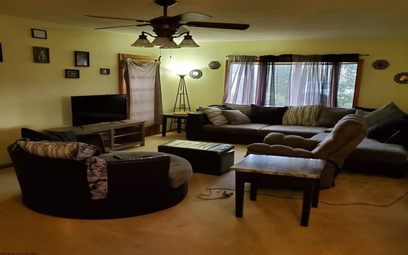 1 Goff Street, Elkins, West Virginia 26241, 3 Bedrooms Bedrooms, 8 Rooms Rooms,2 BathroomsBathrooms,Single Family Detached,For Sale,Goff,10163779