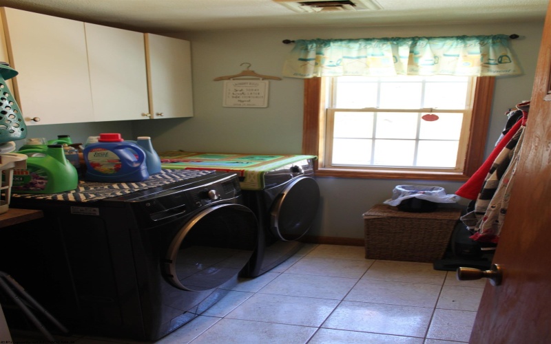 992 Holly River Road, Webster Springs, West Virginia 26288, 5 Bedrooms Bedrooms, 13 Rooms Rooms,2 BathroomsBathrooms,Single Family Detached,For Sale,Holly River,10163770