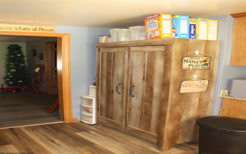 992 Holly River Road, Webster Springs, West Virginia 26288, 5 Bedrooms Bedrooms, 13 Rooms Rooms,2 BathroomsBathrooms,Single Family Detached,For Sale,Holly River,10163770