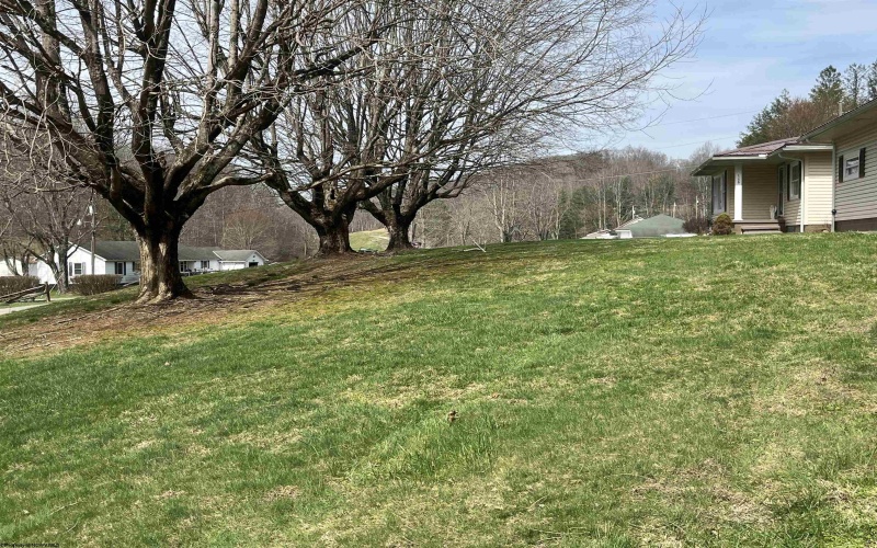 166 Dry Fork Road, Weston, West Virginia 26452, 4 Bedrooms Bedrooms, 11 Rooms Rooms,3 BathroomsBathrooms,Single Family Detached,For Sale,Dry Fork,10163775