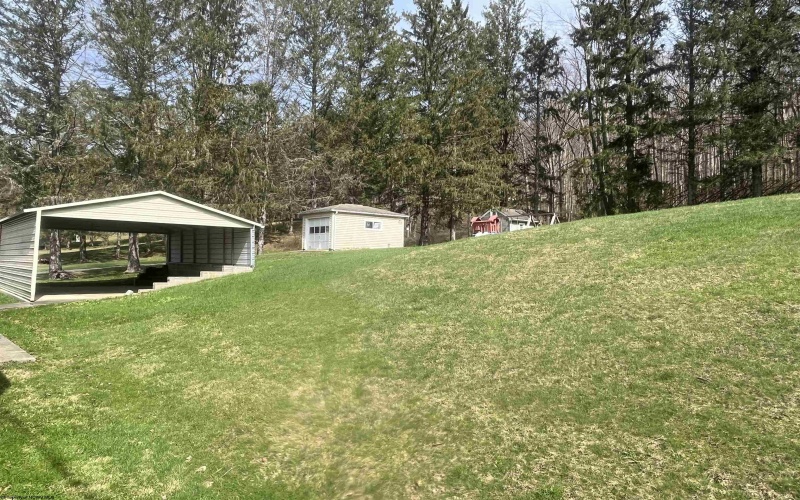 166 Dry Fork Road, Weston, West Virginia 26452, 4 Bedrooms Bedrooms, 11 Rooms Rooms,3 BathroomsBathrooms,Single Family Detached,For Sale,Dry Fork,10163775