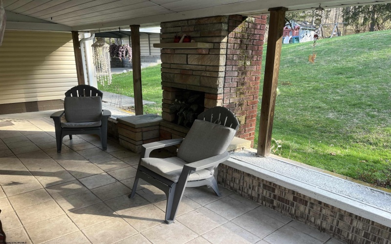 166 Dry Fork Road, Weston, West Virginia 26452, 4 Bedrooms Bedrooms, 11 Rooms Rooms,3 BathroomsBathrooms,Single Family Detached,For Sale,Dry Fork,10163775