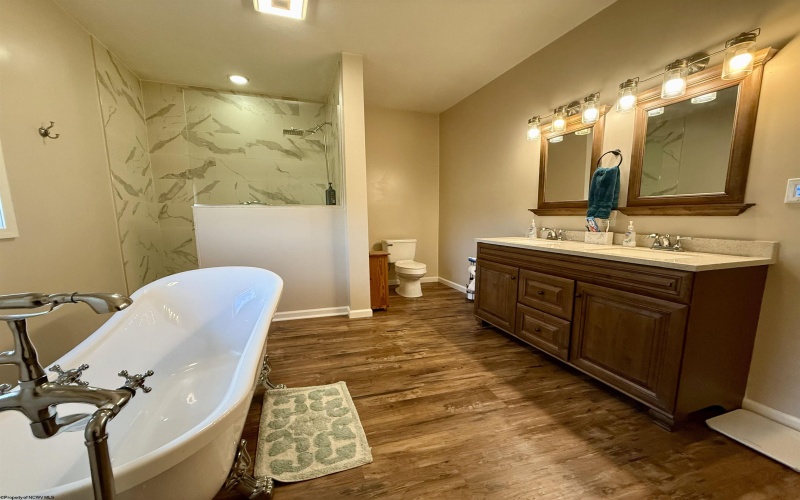 1703 Union Street, Fairmont, West Virginia 26554, 4 Bedrooms Bedrooms, 7 Rooms Rooms,2 BathroomsBathrooms,Single Family Detached,For Sale,Union,10163774